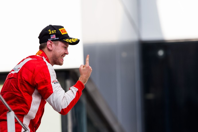 Sebastian Vettel comemora vitória no GP da Malásia  (Foto: Getty Images)