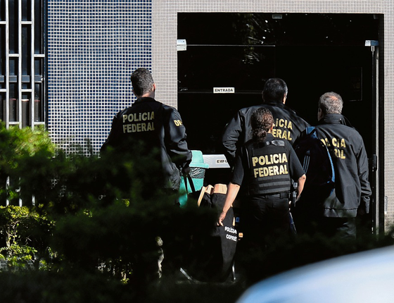 Umas da fases da operação Lava Jato .Limitar as investigações esbarra no sentimento elementar de justiça (Foto: ANDRESSA ANHOLETE/AFP) Umas da fases da operação Lava Jato .Limitar as investigações esbarra no sentimento elementar de justiça (Foto: ANDRESSA ANHOLETE/AFP)