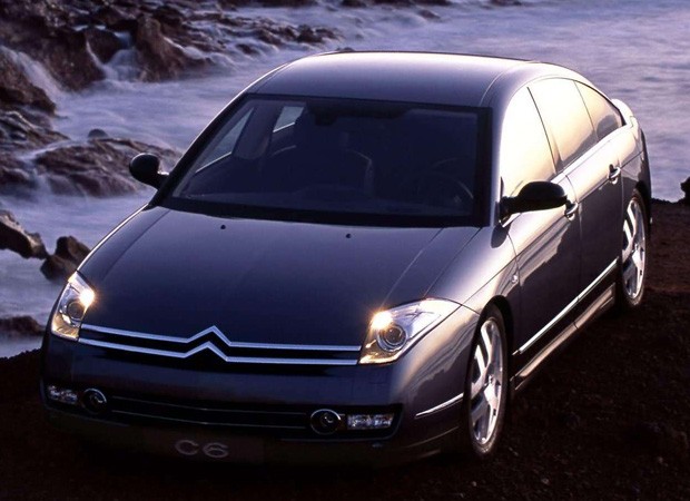 Citroën C6 (Foto: Divulgação)