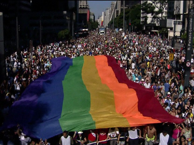 G1 Polícia prende 6 mais de 100 celulares roubados na Parada Gay notícias em São Paulo