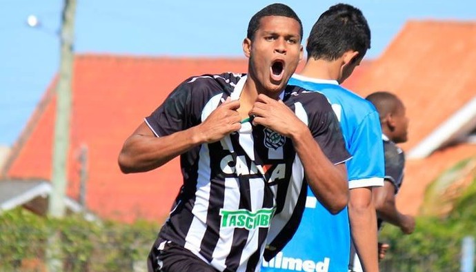 daniel atacante figueirense (Foto: Luiz Henrique / FFC)
