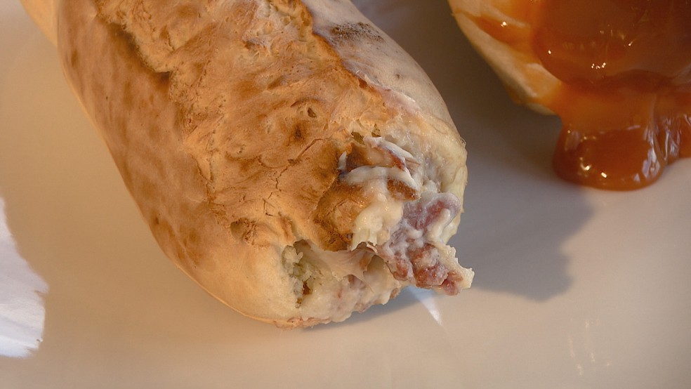 Pan de palo, receita peruana, pode ser assado em fogueira ou
