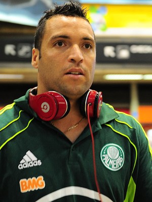 Daniel Carvalho desembarque Palmeiras (Foto: Djalma Vassão / Gazeta Press)