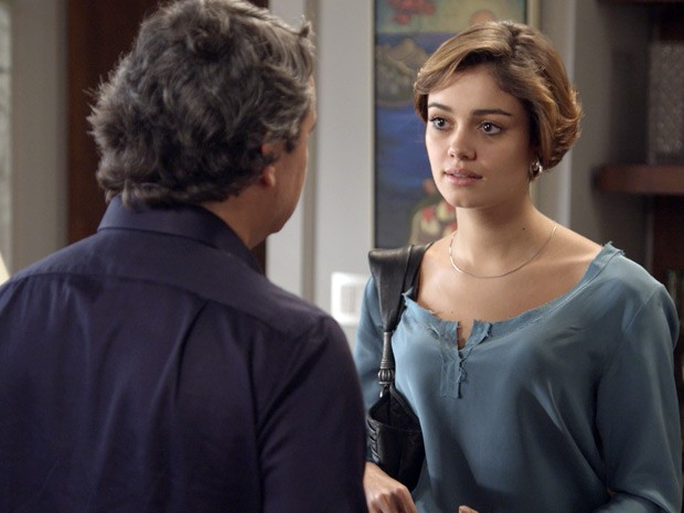 Alice diz para Evandro que quer ficar sozinha (Foto: TV Globo)