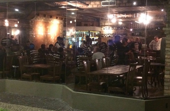 Corinthians comemora hexa com jantar reservado no Rio de Janeiro