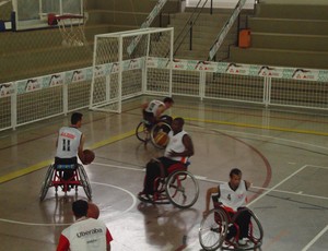Equipe Adefu Uberaba, basquete cadeira de roda (Foto: Divulgação/ADEFU)