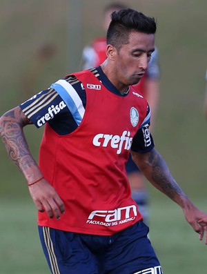 Renovado e confiante, Barrios vira facilitador no ataque do Palmeiras