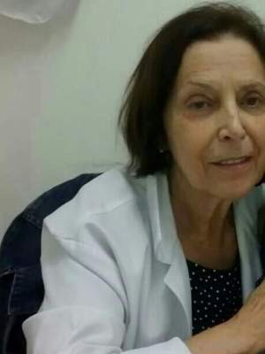 Pacientes de pedriata divulgaram fotos da médica horas após ela morrer em Cubatão (Foto: Reprodução / Facebook)