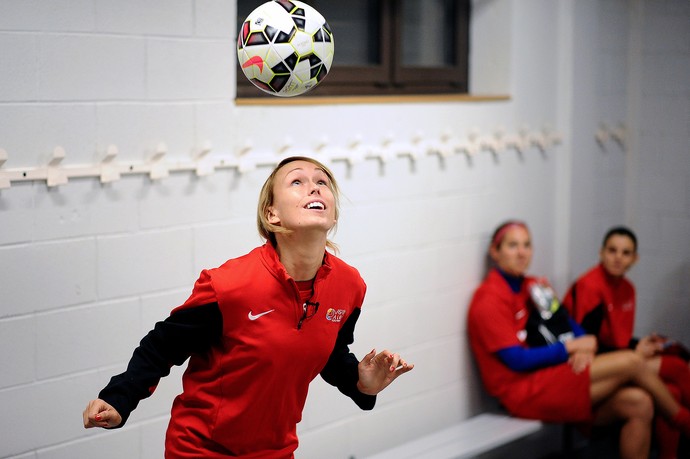 Stephanie Roche, Irlandesa disputa Prêmio Puskas de gol mais bonito (Foto: AFP)