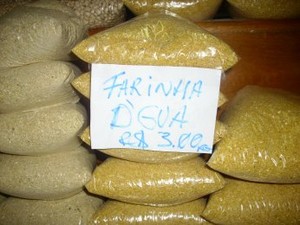 Farinha de mandioca é produzida em grande quantidade (Foto: Divulgação/José Carlos Sá)