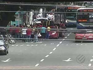 G1 - Funcionários dos Correios em greve protestam em Belém ...