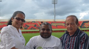 Secretária Shirley Santos, o ex-secretário adjunto de esportes Petronilo Lopes, o Pelezinho, e Antônio Aquino presidente da FFAC (Foto: Quésia Melo)