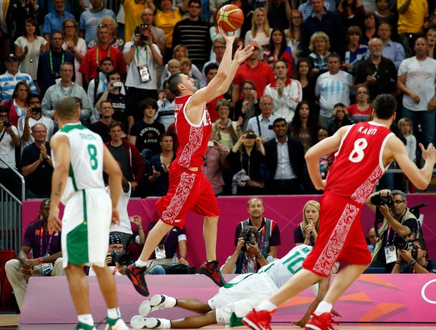 fridzon brasil x rússia basquete londres 2012 olimpiadas 2 (Foto: Reuters)