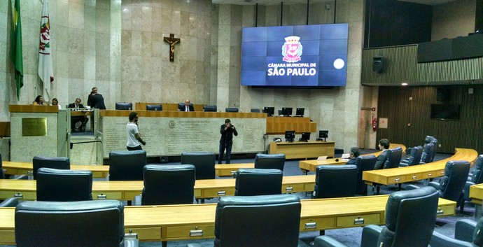 Em meio a conflitos, CPI das Torcidas é ignorada por vereadores paulistanos