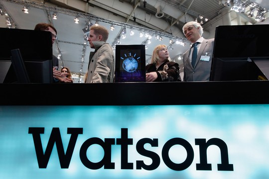 A tecnologia Watson, da IBM, já está sendo aplicada em sistemas de mais de 280 empresas pelo mundo (Foto: Sean Gallup/Getty Images)