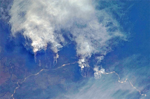 Queimadas na Amazônia podem ser menos intensas em 2012, diz Nasa (Foto: Nasa)