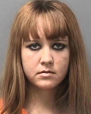 Em março de 2013, ela foi presa acusada de usar identidade falsa (Foto: Hillsborough county sheriff’s office)