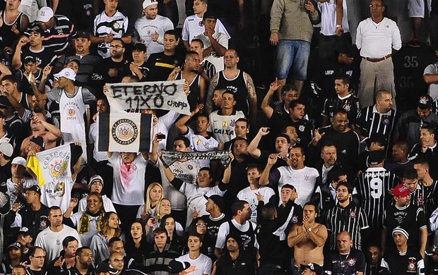 Torcedor relembra goleada do Timão na década de 20 (Foto: Marcos Ribolli)