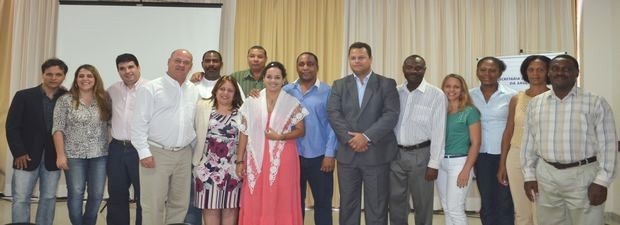 Médicos cubanos e intercambistas chegam a Sergipe para treinamento e trabalho (Foto: Marina Fontenele/G1)