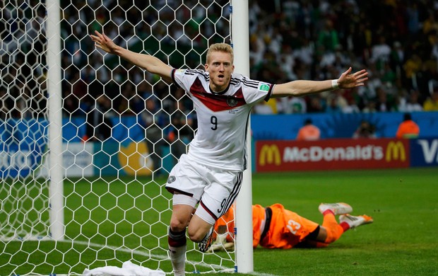 Schuerrle gol Alemanha x Argélia no Beira-Rio (Foto: Reuters)