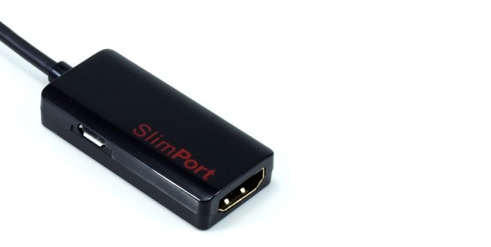 Use adaptadores caso queira conectar seu smartphone via USB à entrada HDMI da TV Consoles modernos também podem transformar sua TV em smart (Foto: Divulgação)