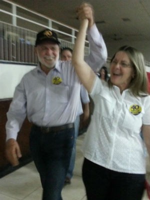 Airton Garcia (PSB) é eleito prefeito de São Carlos (Foto: Mariana Estevo/ G1) Airton Garcia (PSB) é eleito prefeito de São Carlos (Foto: Mariana Estevo/ G1)