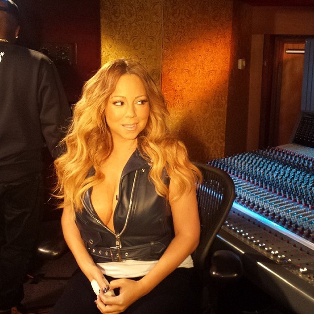 Mariah Carey usa look decotado (Foto: Instagram/ Reprodução)