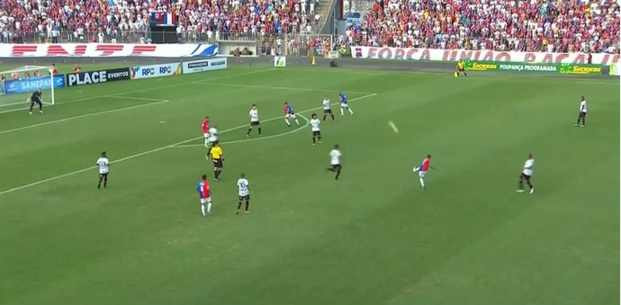 Basso Paraná x Atlético-PR (Foto: Reprodução / SporTV) Basso Paraná x Atlético-PR (Foto: Reprodução / SporTV)