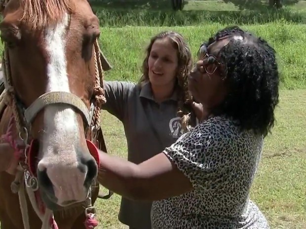 Atividade faz parte de um projeto social desenvolvido por voluntários (Foto: Reprodução/TV TEM)