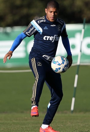 Leandro volta a Porto Alegre buscando reafirmação no Palmeiras