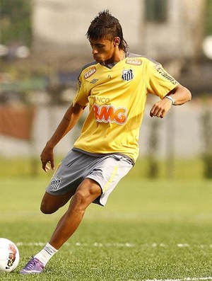 Neymar treino Santos sintético (Foto: Ricardo Saibun/Divulgação Santos FC)