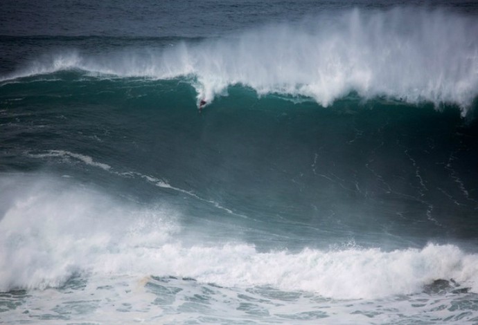 Kalani Lattanzi em Nazar&eacute; (Foto: Jorge Leal / Red Charges)