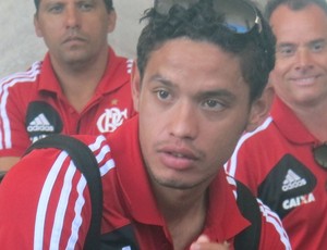 Carlos Eduardo Desembarque Flamengo (Foto: Fred Huber)