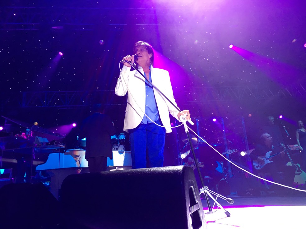 Roberto Carlos se apresentou em Presidente Prudente nesta quinta-feira (30) (Foto: Heloise Hamada/G1)