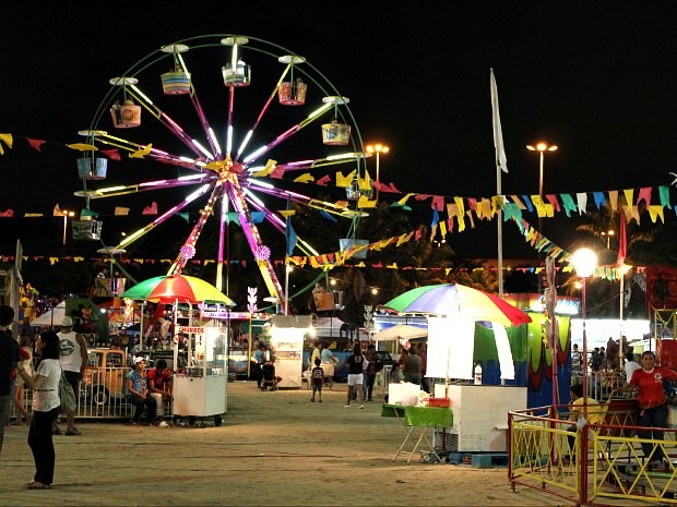 Parque de diversão também faz parte do festival que reúne pessoas de todas as idades (Foto: Mônica Dias/G1 AM)