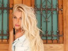 Caroline Bittencourt negocia ensaio nu com a 'Playboy': 'Se for artístico'