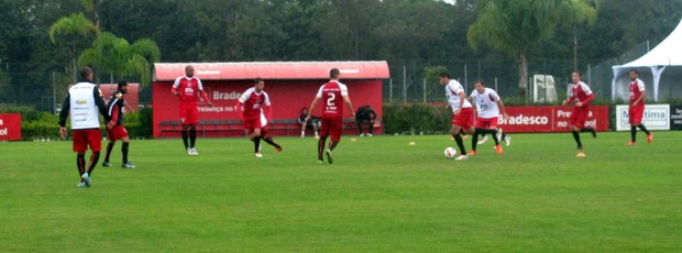 São Paulo treino (Foto: Marcelo Prado)