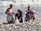 Com Sophie Charlotte, Carolinie Figueiredo leva a filha à praia no Rio
