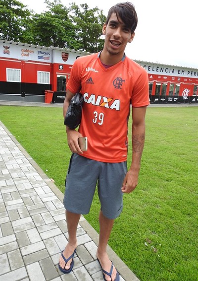 Paquetá abre o sorriso ao falar de seus planos com o Flamengo e a Seleção (Foto: Fred Gomes/GloboEsporte.com)