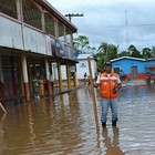 Rio Madeira atinge maior nível e tira 
18 mil de casas (Defesa Civl do Amazonas/Divulgação)