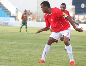 Nilson Paraíba, zagueiro do Imperatriz (Foto: Biaman Prado/O Estado)