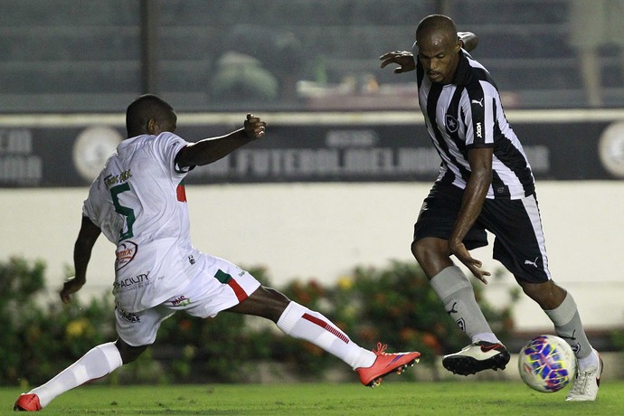 Airton Botafogo (Foto: Vitor Silva / SSPress / Botafogo)