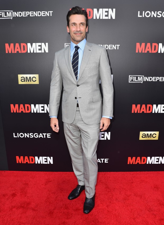 Jon Hamm no último episódio de Mad Men, em Los Angeles (Foto: AFP)