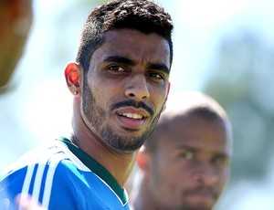 Vilson palmeiras treino (Foto: Marcos Ribolli / Globoesporte.com)