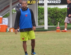 felipe bastos treino vasco (Foto: Gustavo Rotstein)