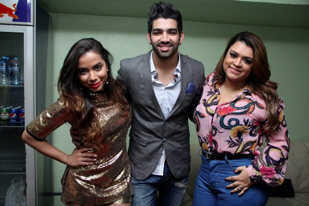 Anitta, Dilsinho e Preta Gil em show (Foto: Rodrigo dos Anjos / AgNews)