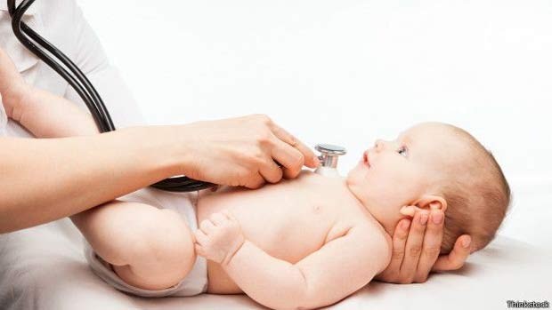 Doenças cardíacas congênitas são um dos problemas de nascimento mais comuns (Foto: Thinkstock/ BBC) Doenças cardíacas congênitas são um dos problemas de nascimento mais comuns (Foto: Thinkstock/ BBC)