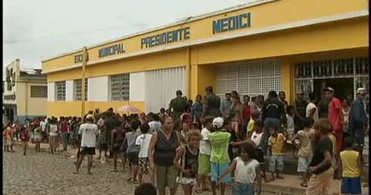 G1 Shelters are overcrowded in Alagoas notícias em English