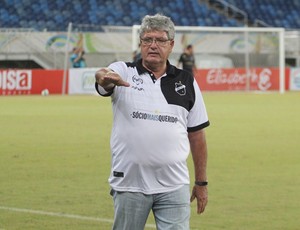 Geninho - técnico do ABC (Foto: Fabiano de Oliveira)