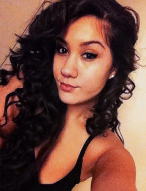 Kayla Mendoza em sua foto do perfil do Twitter (Foto: Reprodução)